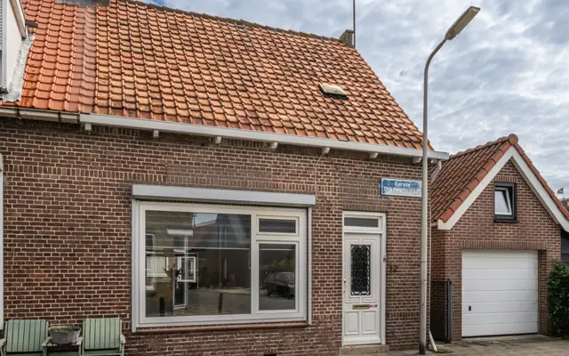 Foto van Eerste Dijkdwarsstraat 12, Sommelsdijk