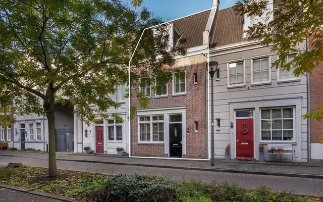 Foto van Laan door de Veste 42, Helmond