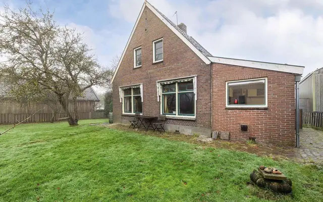 Foto van T Noard 12, Warns