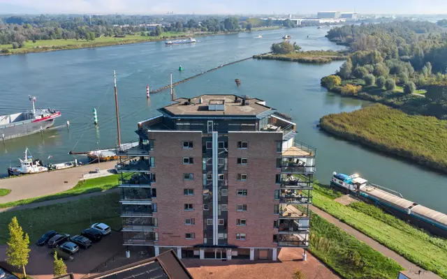 Foto van Zijdewinde 140, Puttershoek