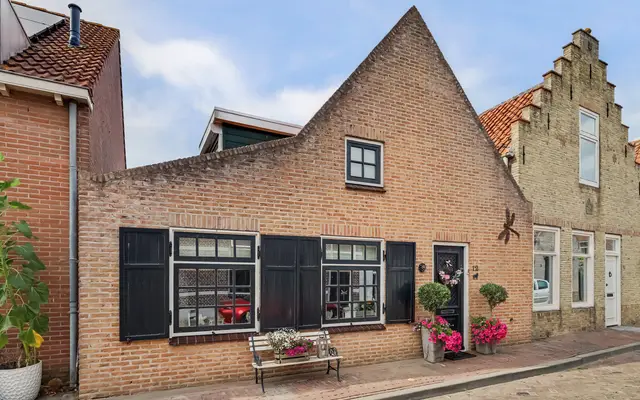 Foto van Zuidstraat 12, Ouwerkerk