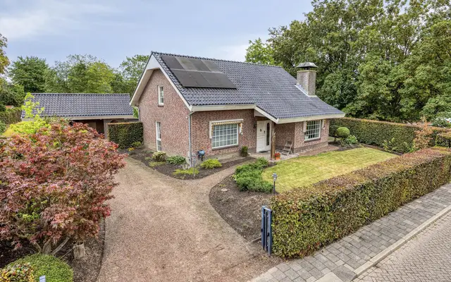 Foto van Rozenstraat 13, Dodewaard