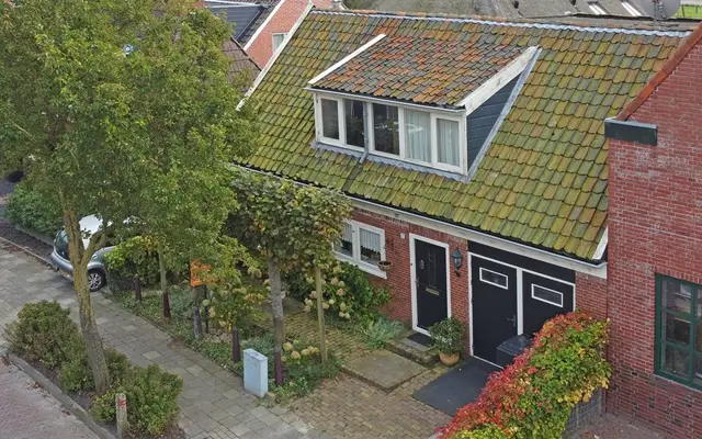 Foto van Doarpsstrjitte 37, Ljussens