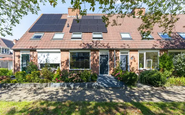 Foto van Weegbree 61, Zwaag