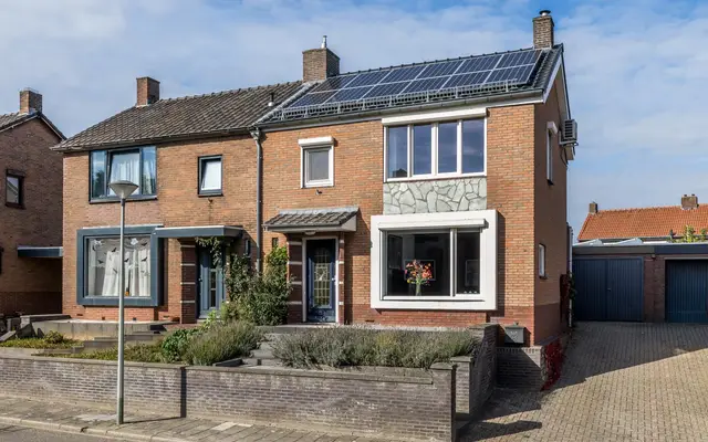Foto van Aan het Lindjen 7, Puth