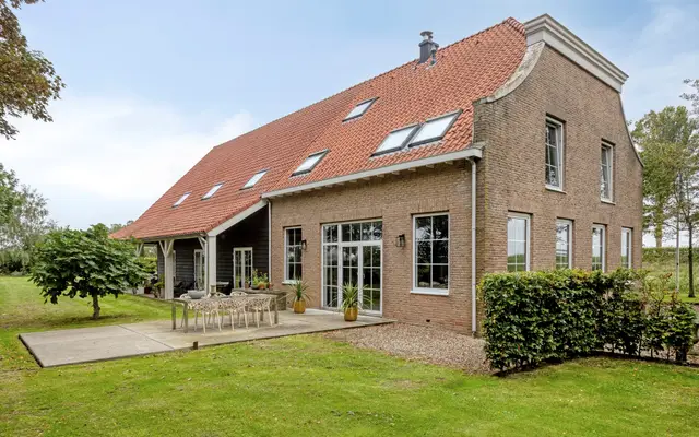 Foto van Zuiddijk 3, Herkingen