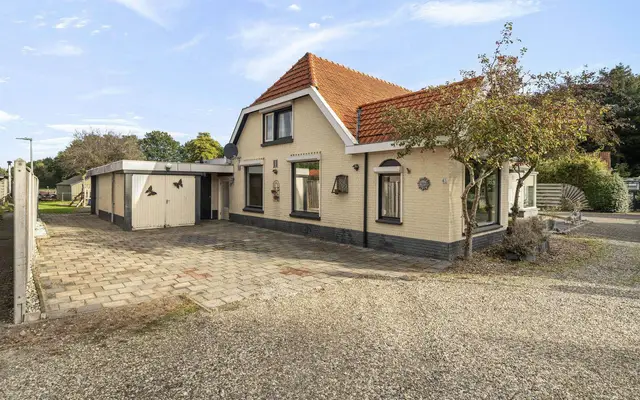 Foto van Harm Aartsweg 61, 't Loo Oldebroek