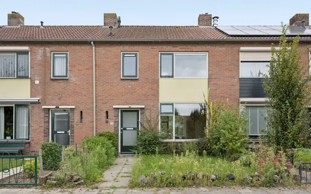 Foto van Dr. A.R. Holstraat 24, Zetten