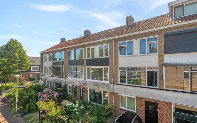 Foto van Petronella Van Saxenstraat 105, Rijnsburg